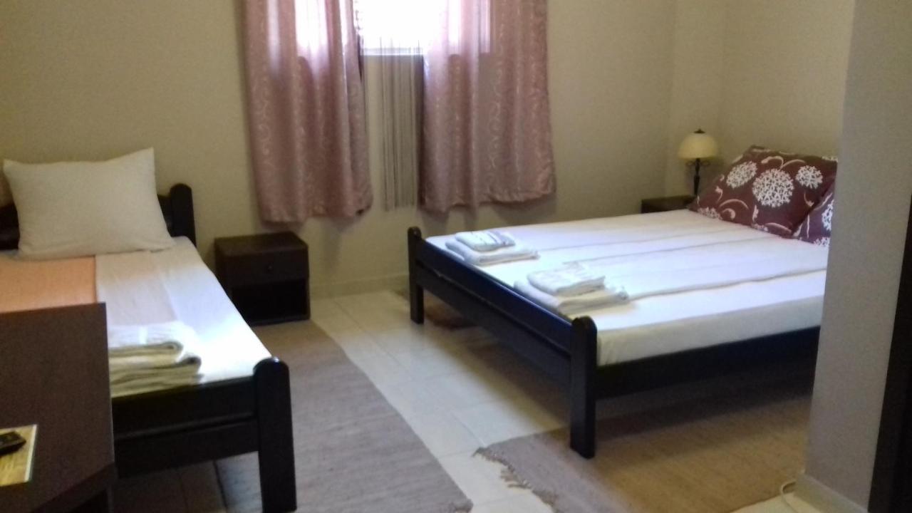 Asterix Rooms Лесковац Екстер'єр фото